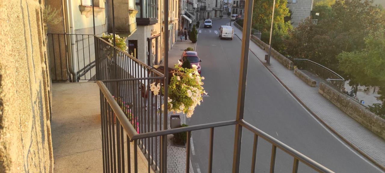 Apartamento Portovello Con Vistas Al Rio Allariz Εξωτερικό φωτογραφία